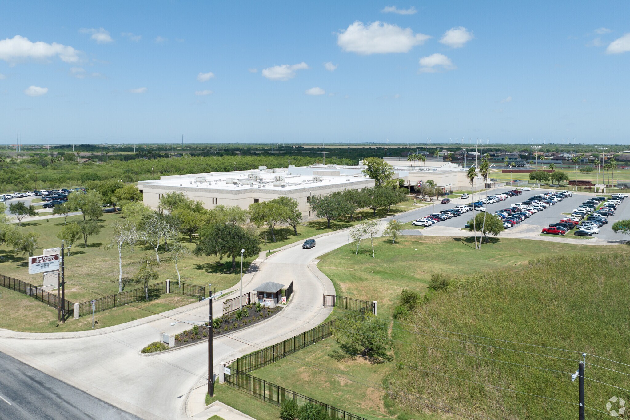Los Fresnos High School first opened its doors in 1992 and is conveniently located on FM 1847.