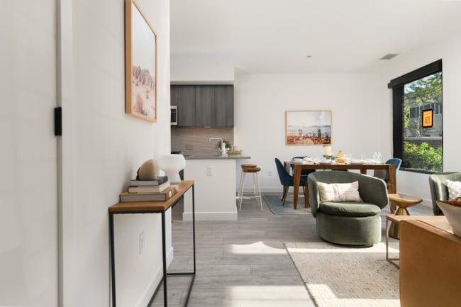 825 W Madison St, Chicago, IL 60607 - photo 4