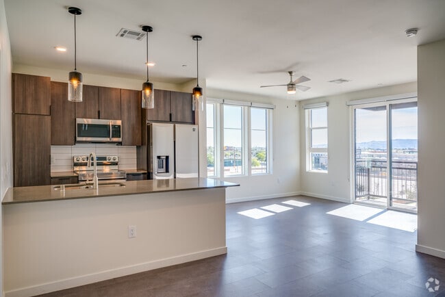 The Battery, Phoenix, AZ 85004 - photo 4