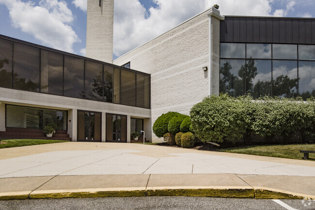 St. Luke Catholic School is a school in McLean.