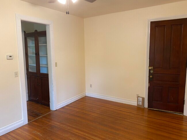 1051 E Johnson St unit 1, Madison, WI 53703 - photo 6