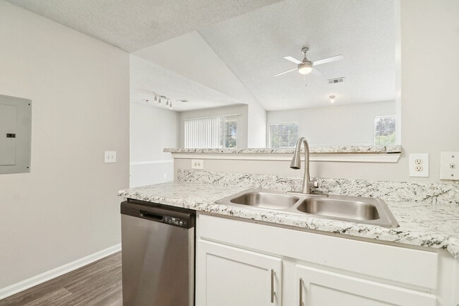 Varia at Oakcrest, Columbia, SC 29223 - photo 5