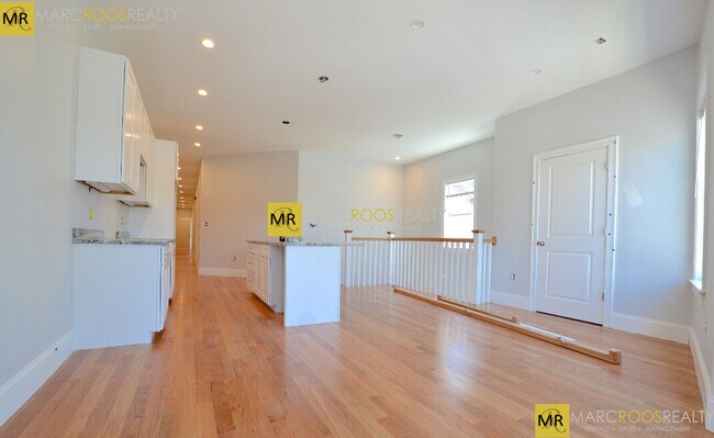 10 Islington St unit 8, Allston, MA 02134 - photo 6