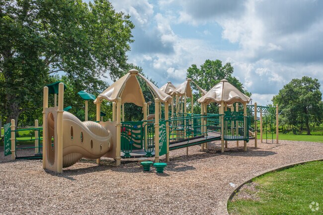 Coffman Park is a 105-acre park with a historic 19th-c. home, amphitheater, and playground.