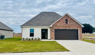 110 Nandina Dr, Scott, LA 70583