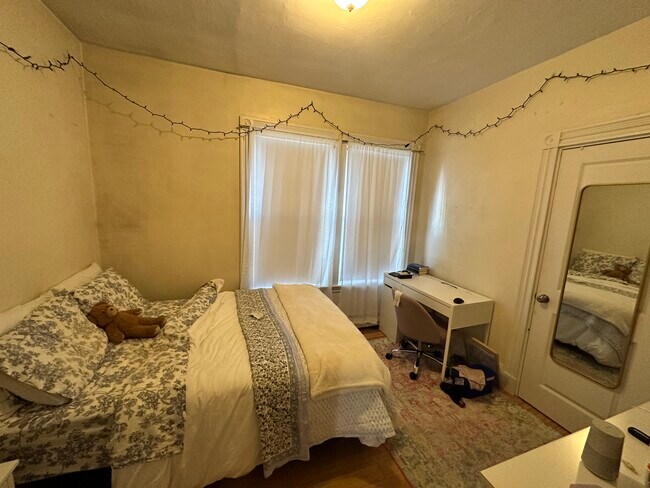 80 Hillside St unit 3, Boston, MA 02120 - photo 7