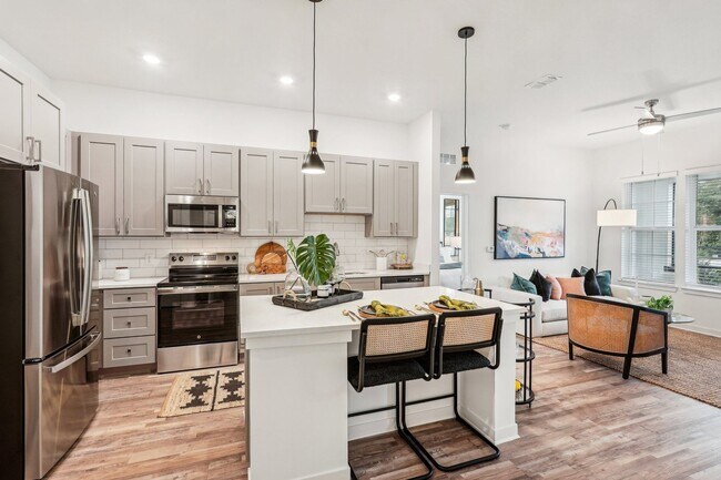 Tapestry University Park, Sarasota, FL 34243 - photo 4