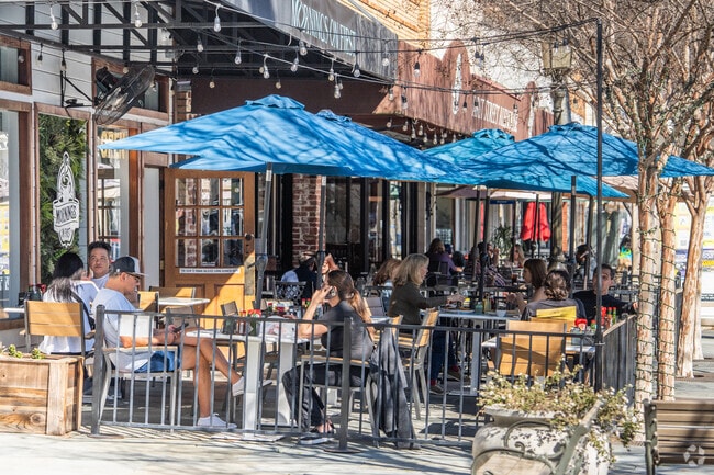 Enjoy a meal al fresco with outdoor dining in the heart of downtown Livermore.