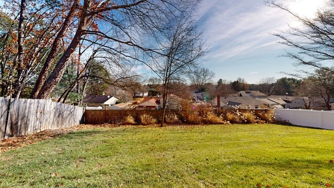 24221 Welsh Rd, Gaithersburg, MD 20882 - photo 2