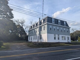 144 N Main St Unit 2ndFloor East, Douglassville, PA 19518