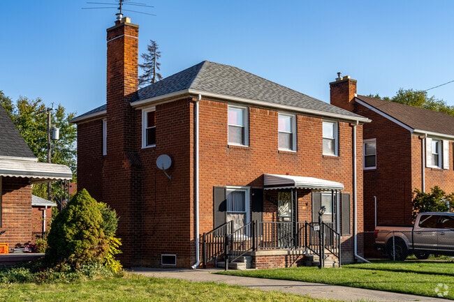 Historic colonial-style homes are easy for first-time homeowners in the Moross-Morang neighborhood to fix up and maintain.