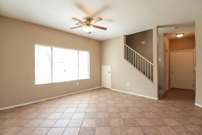 1575 E Baylor Ln, Gilbert, AZ 85296 - photo 2