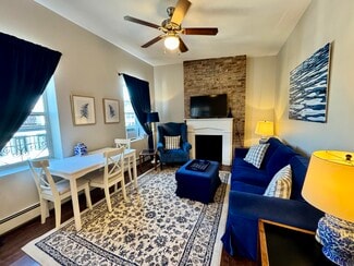 104 Ferry St Unit 3, Troy, NY 12180