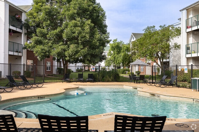 Park Commons, Valley Park, MO 63088 - photo 2