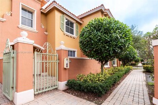 649 SW 107th Ave, Pembroke Pines, FL 33025