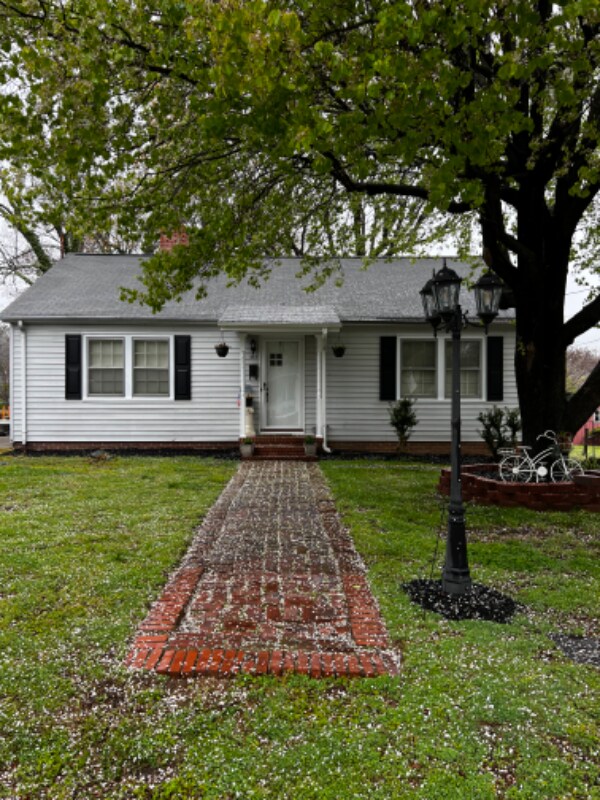 111 N Charles St Unit 111, Roxboro, NC 27573