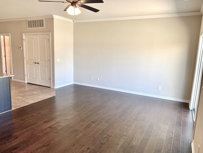 2734 W Kilimanjaro Way, Rogers, AR 72758 - photo 5