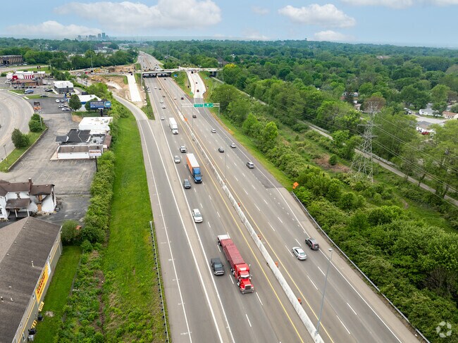 Belmont is easily accessible from Rt 35.
