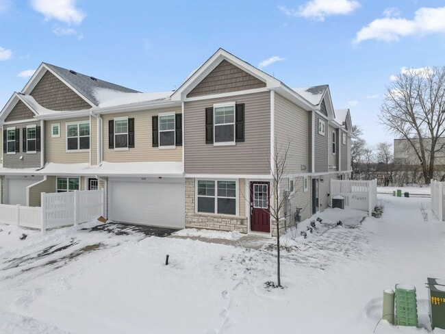 3019 Hemlock St, Little Canada, MN 55117 - photo 3