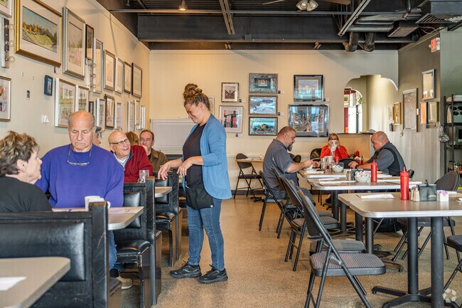 Washington Street Diner is a popular breakfast and lunch restaurant in Bainbridge.