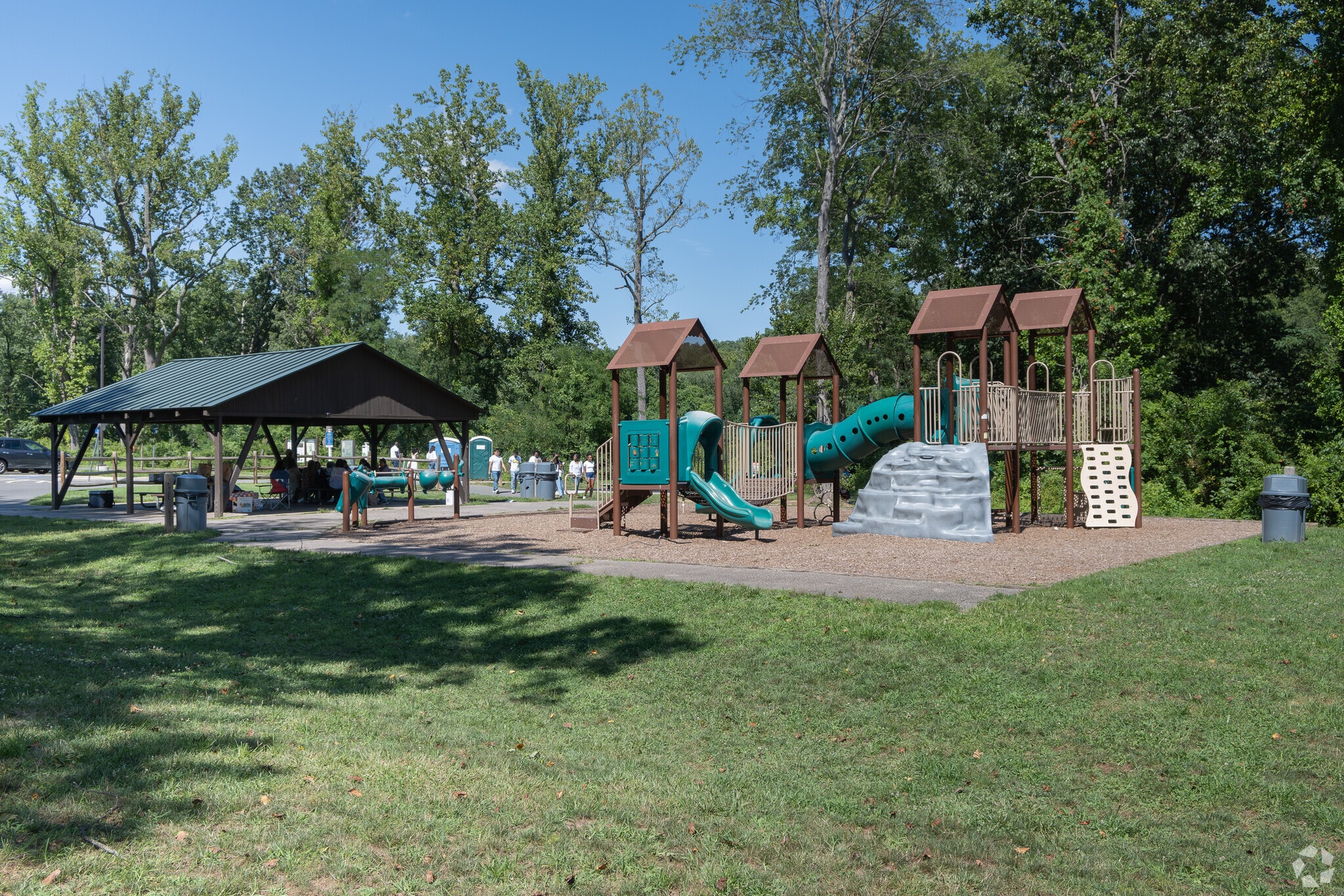 About Rippon Landing Schools, Demographics, Things to Do