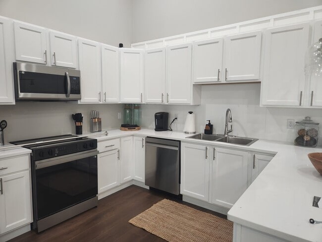 Gourmet Kitchen