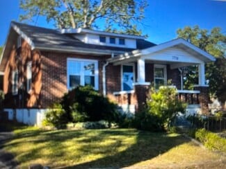 7738 Elene Ave, University City, MO 63130