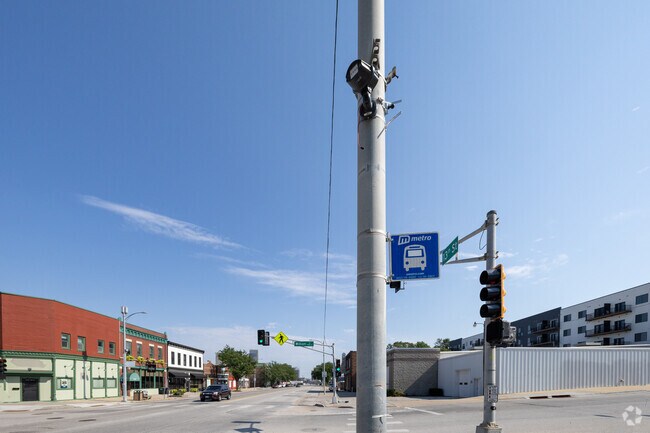 Metro bus stops offer easy access to Omaha.