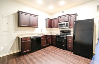 631 S Grant Ave Unit A, Springfield, MO 65806