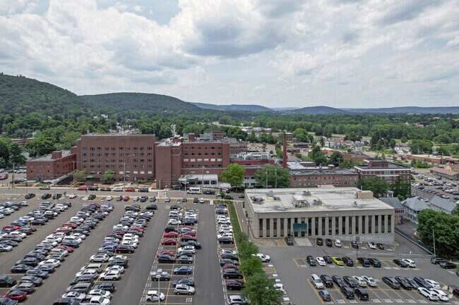 UHS Binghamton General Hospital holds 220 beds and provides general medical clinic services.