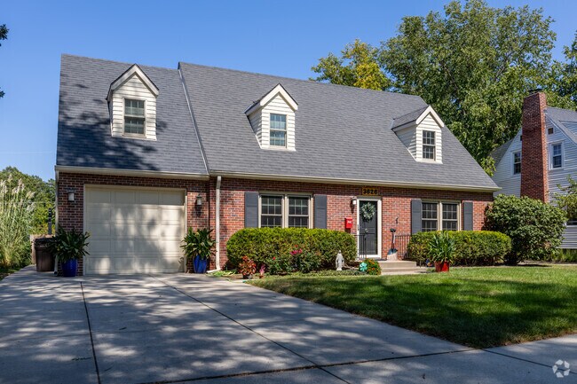There are many Colonial styled homes in Witherbee.