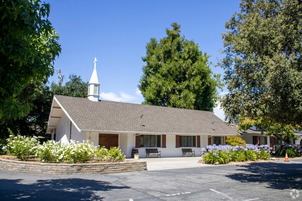 Canterbury Christian School is located in the Los Altos neighborhood of California.