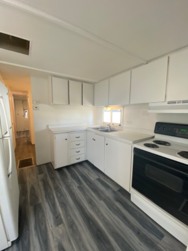 915 49th Ave Terrace W, Bradenton, FL 34207