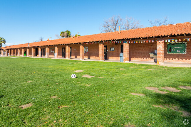 Holy Trinity School in Phoenix cultivates character and academic success.