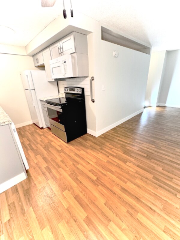 2755 NE Hogan Dr Unit 5, Gresham, OR 97030