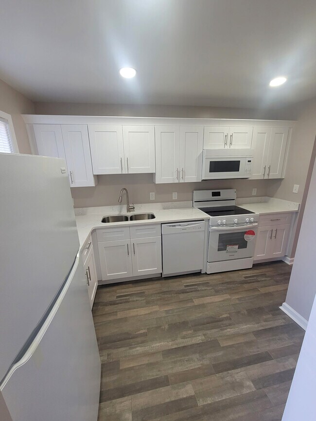 Hartwell Cove Apartments, Anderson, SC 29621 - photo 4