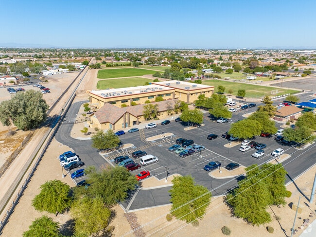 West Valley Christian School is a great alternative school in Goodyear, AZ.