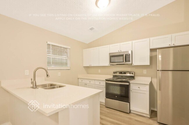 2271 Ridge Trails Ct, Lithonia, GA 30058 - photo 7