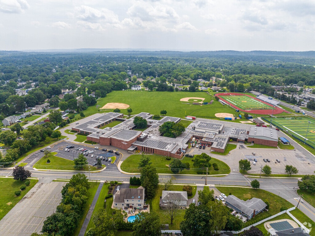 Students can attend Pequannock Twp High School in Pompton Plains.