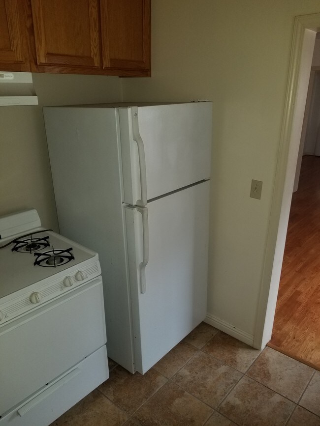 1635 S Burnside Ave unit 1635 Burnside, Los Angeles, CA 90019 - photo 5