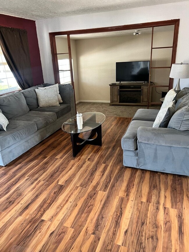 1218 W Harrison Ave, Lovington, NM 88260