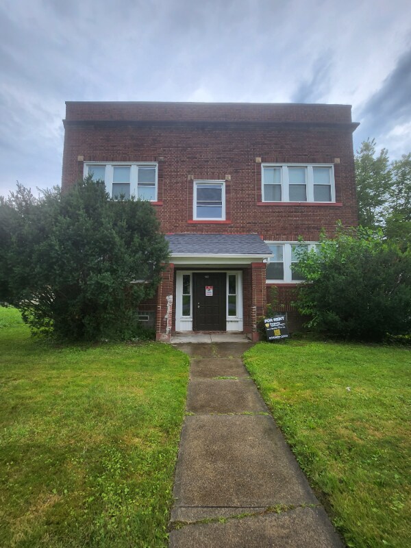 4256 E 119th St Unit 4, Cleveland, OH 44105