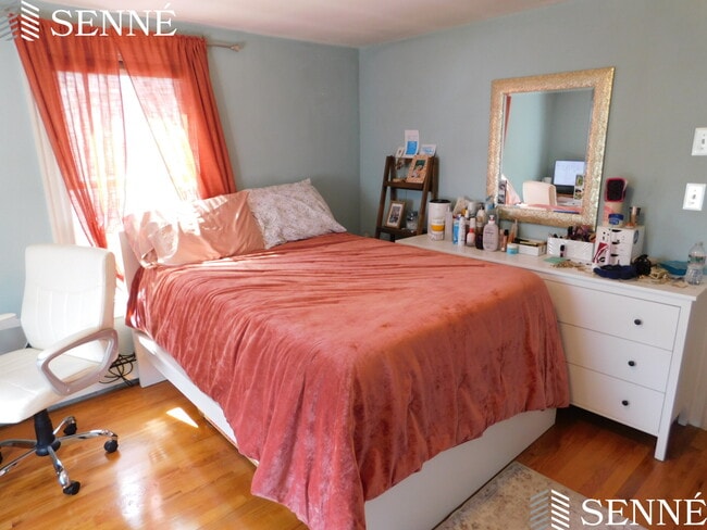 12 Fiske Ave, Somerville, MA 02145 - photo 3