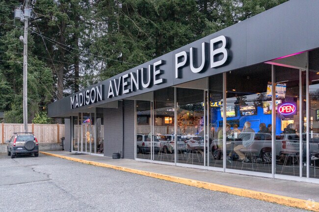 Madison Ave Pub near Harborview-Seahurst-Glenhaven has a weekly Singer-Songwriter Showcase.
