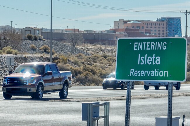 Los Lunas borders the nearby Isleta reservation.