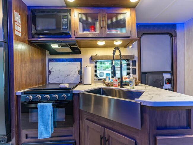 1905 W St Louis St unit ID1358958P, Tampa, FL 33607 - photo 6