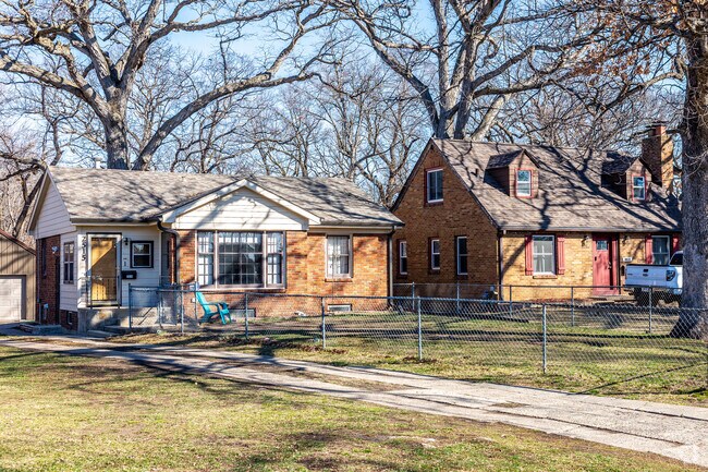 Doudna Heights-Glen Oaks also features many small brick homes that ooze character.