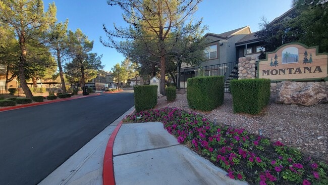 Montana Condominiums Entrance