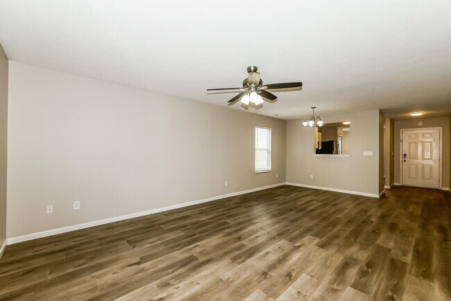 117 Hilltop Farms Blvd, Whiteland, IN 46184 - photo 4