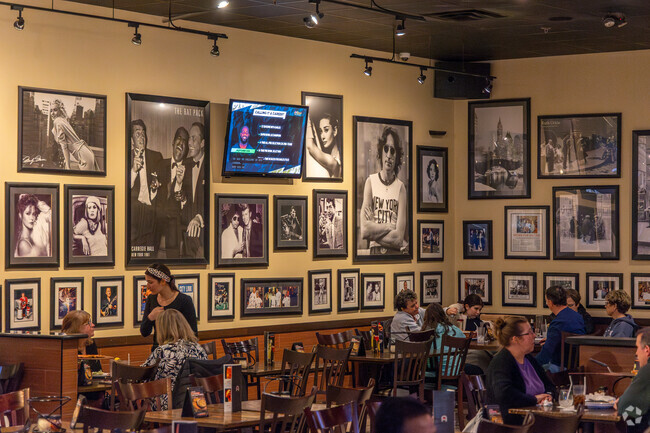 Enjoy some of the best pizza around at Anthony's near Farifax.